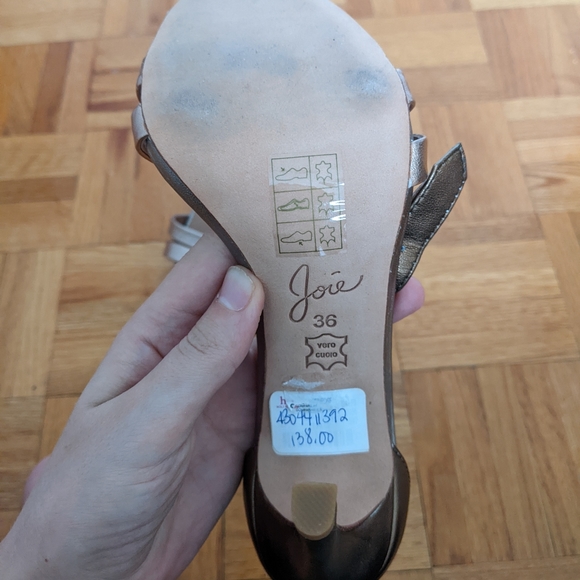 Joie leather heels in size 6 - Picture 3 of 3